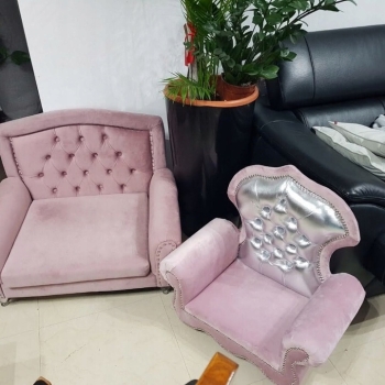 Mały welurowy fotel tron - 100 kolorów do wyboru